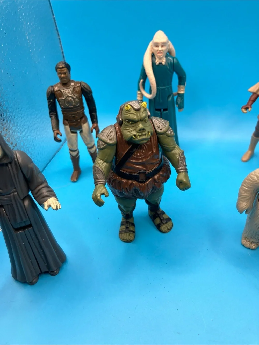 lot of 8 vintage Star Wars Figures